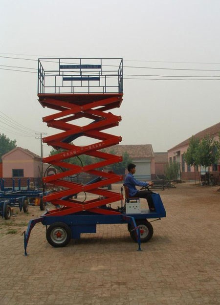 剪叉式升(shēng)降平台案例